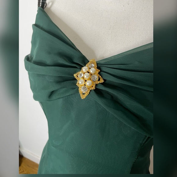 Michaelangelo women's Off the shoulder Dress - Picture 5 of 5